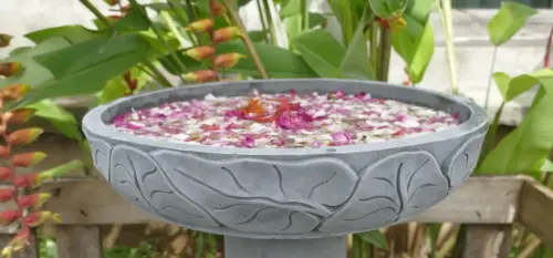 Product image of the product “Makassar - Bowl with lotus motive, Ø 50 cm | cast stone ”